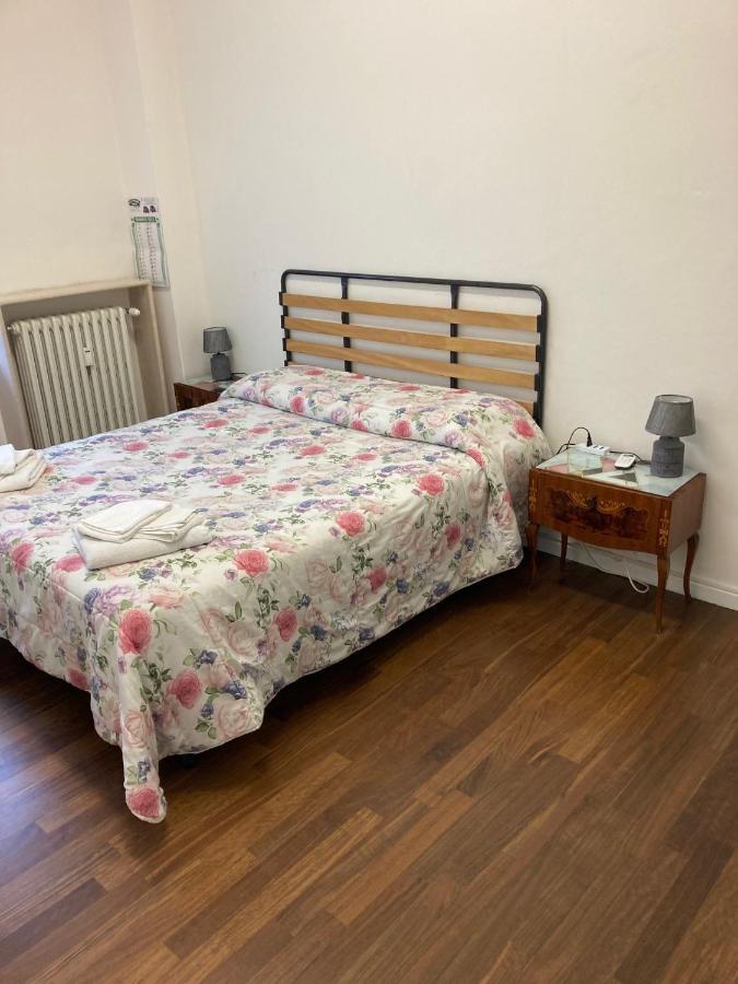 Benedettine Lägenhet Verona Exteriör bild